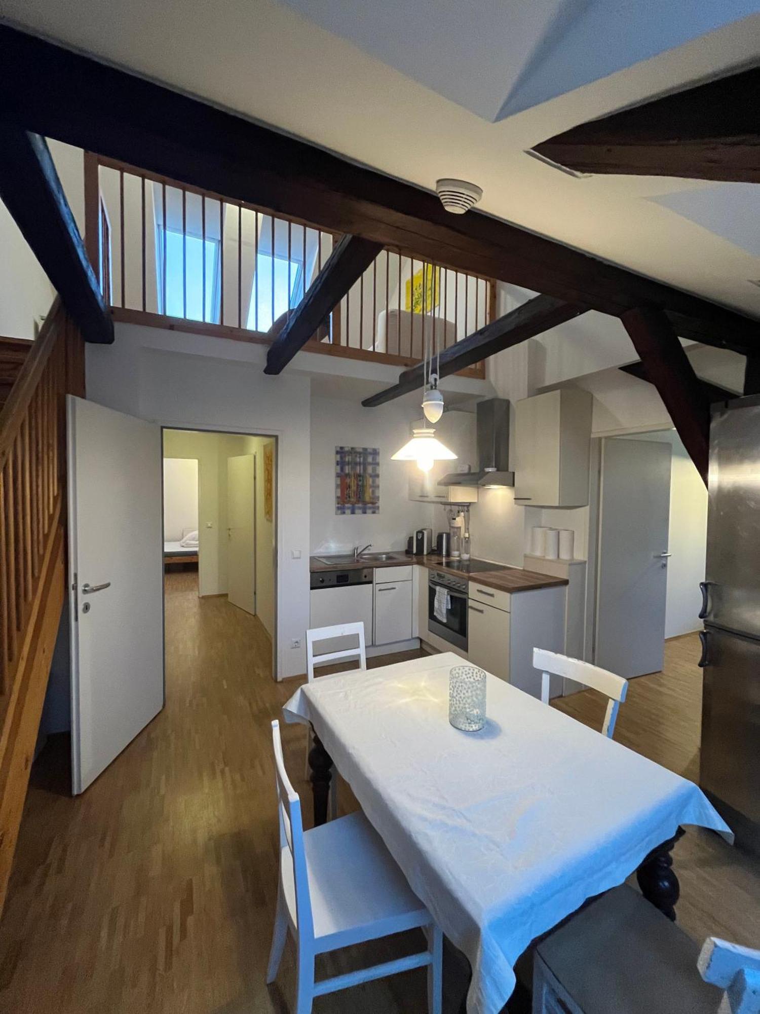 Schoenes Appartment In Zentrumsnaehe กราซ ภายนอก รูปภาพ
